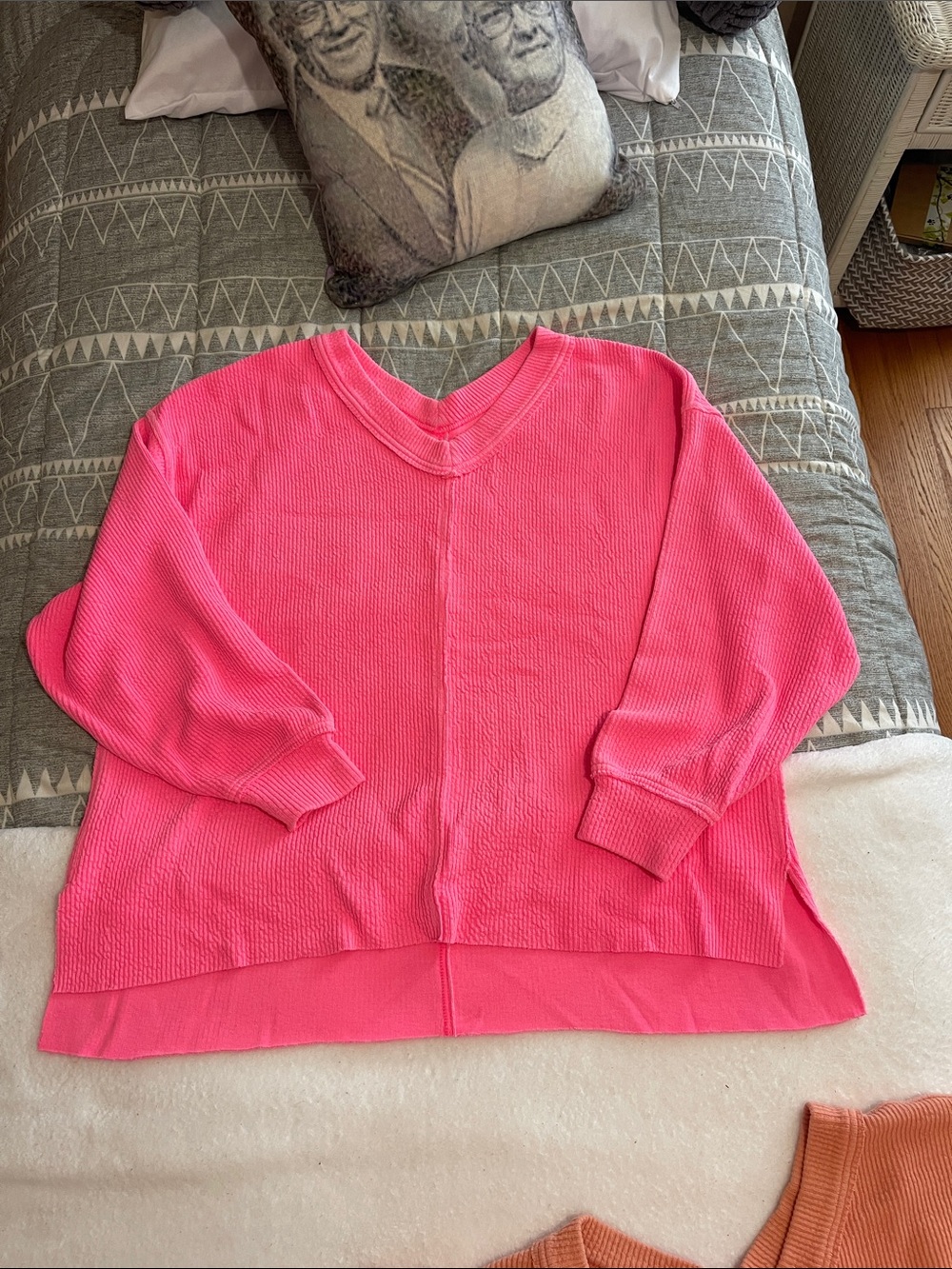 aerie Hot Pink Wonder V-Neck Sweatshirt